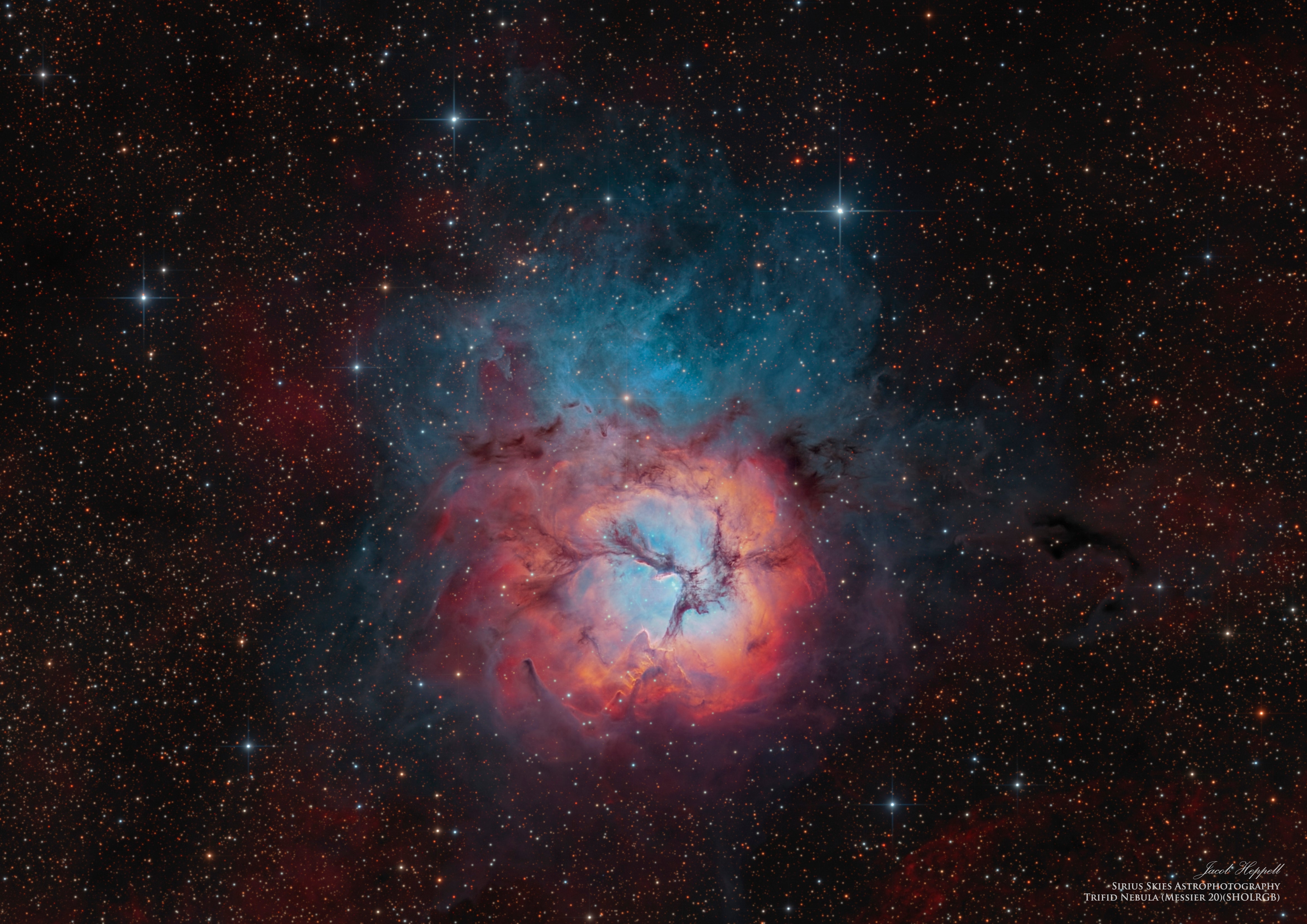 trifid nebula hubble
